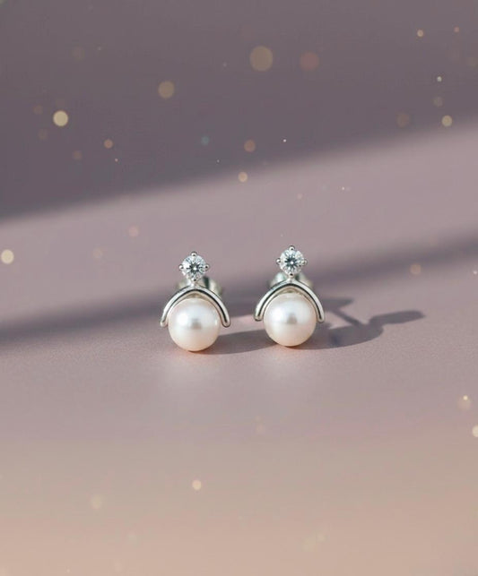 Pearl Arc Studs